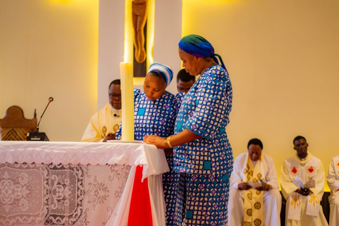 First vows ceremony for novice Eunice Nzila Santu – RSCJ International